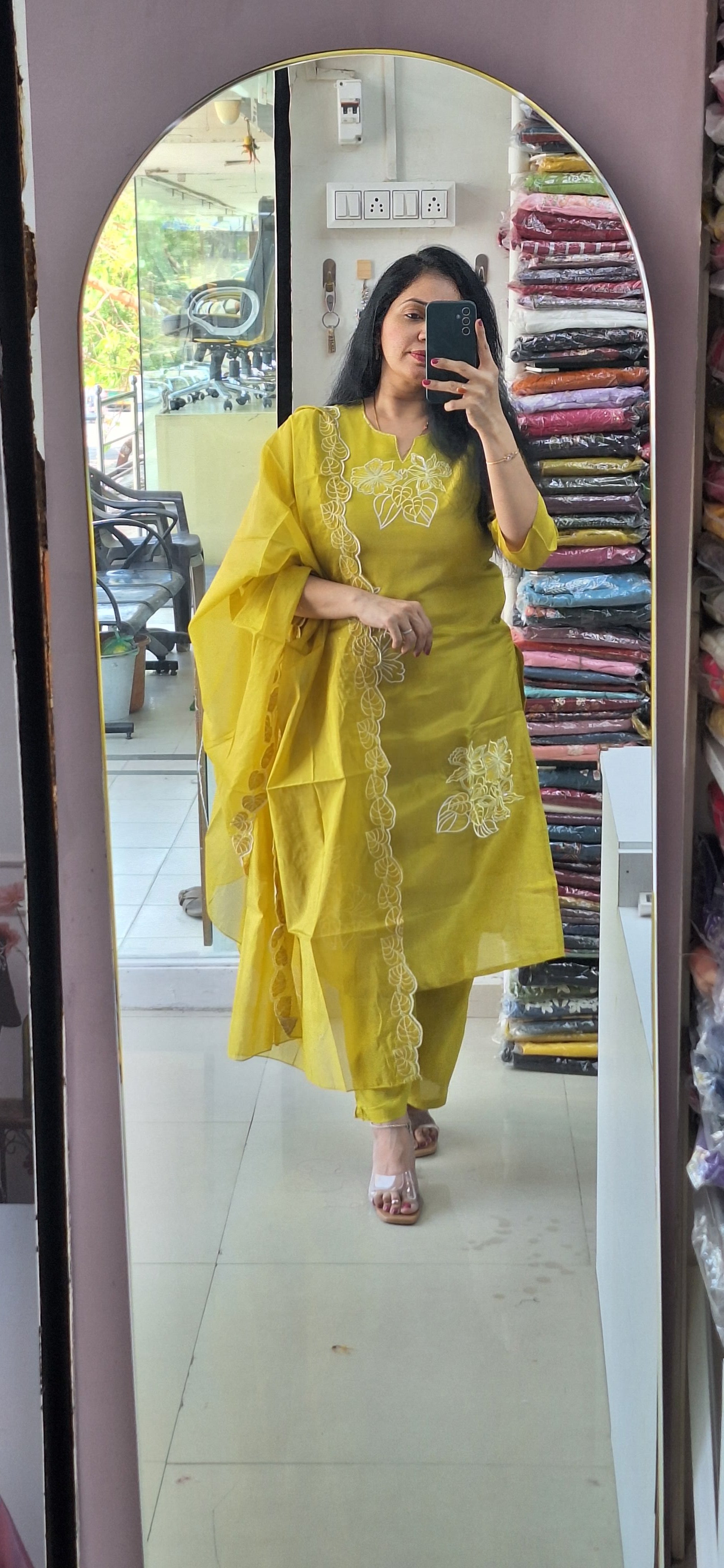 Dupatta Pants Set