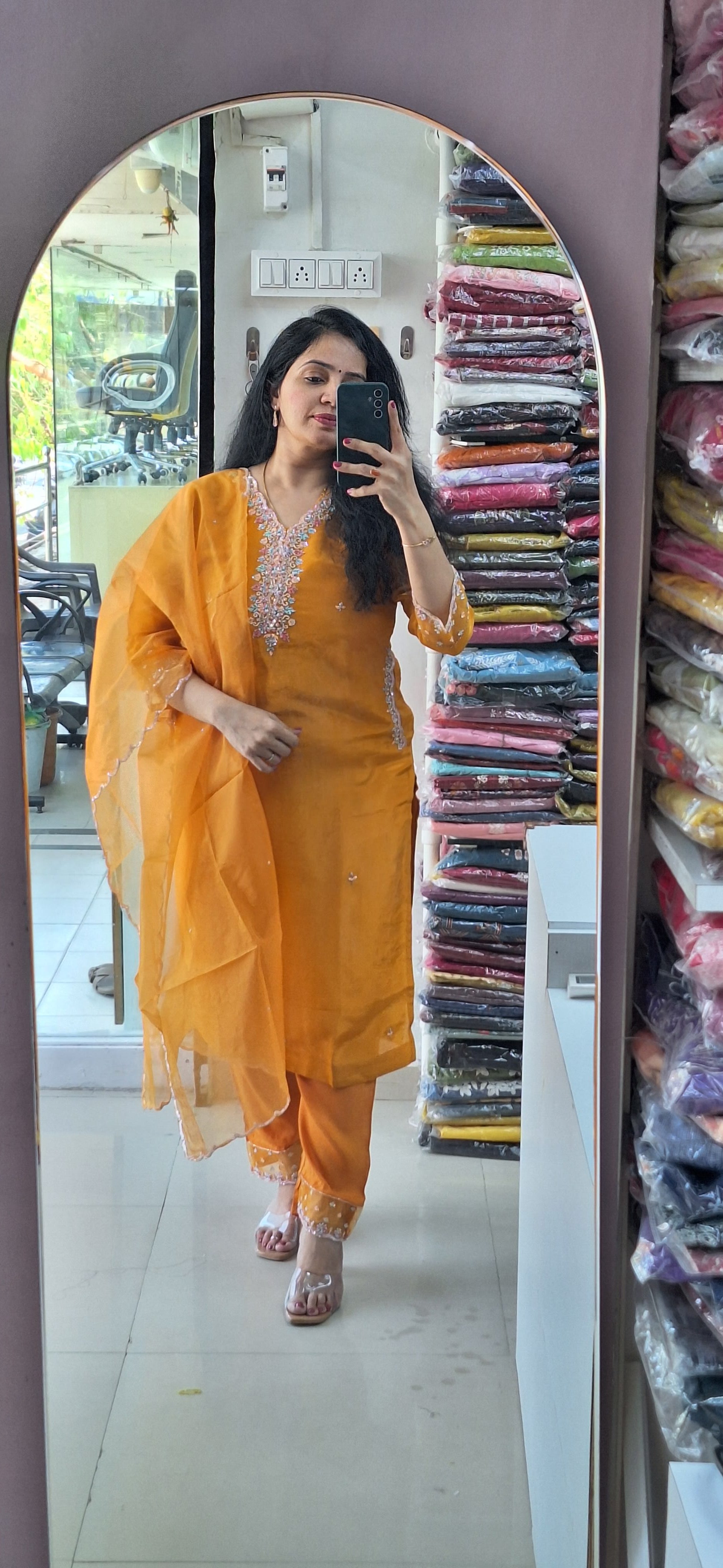 Dupatta Pants Set