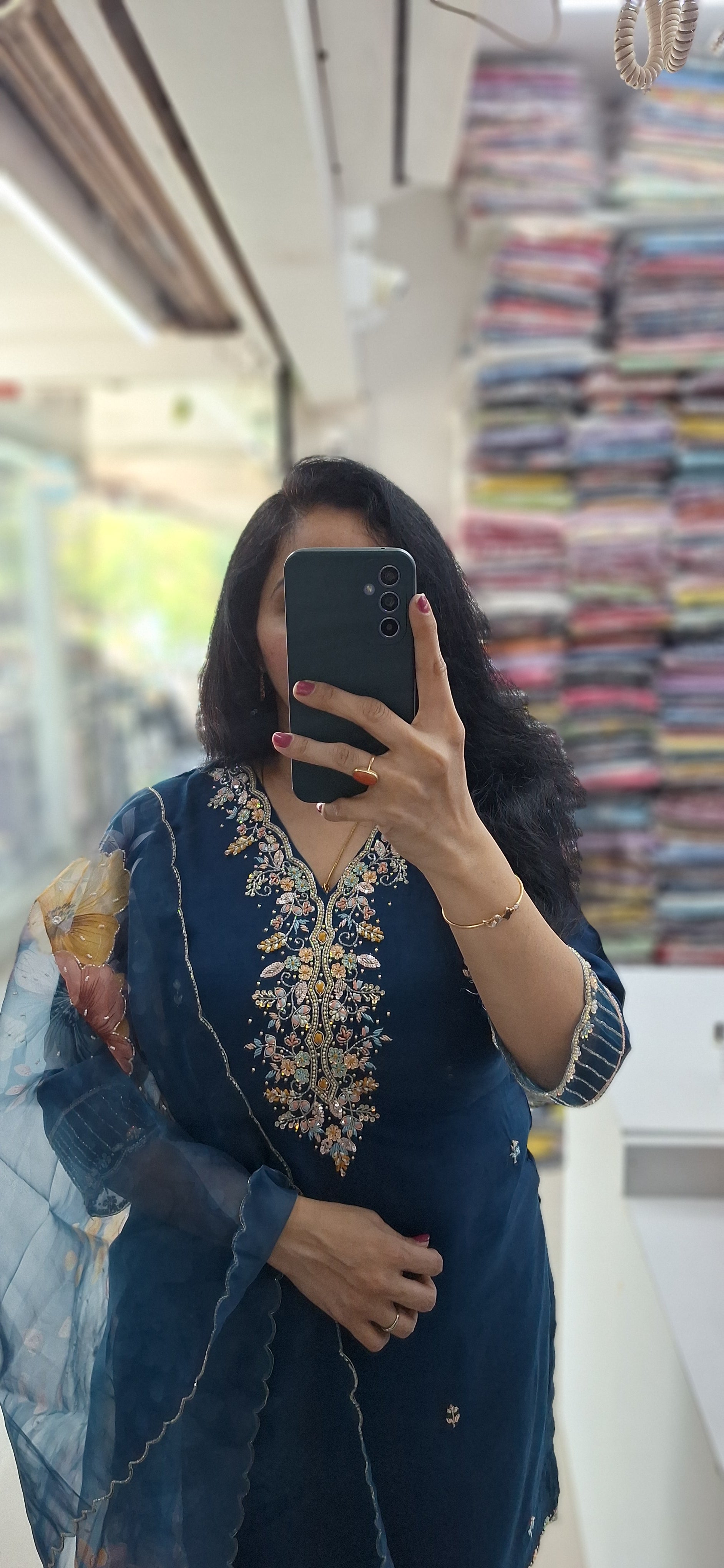 Dupatta Pants Set