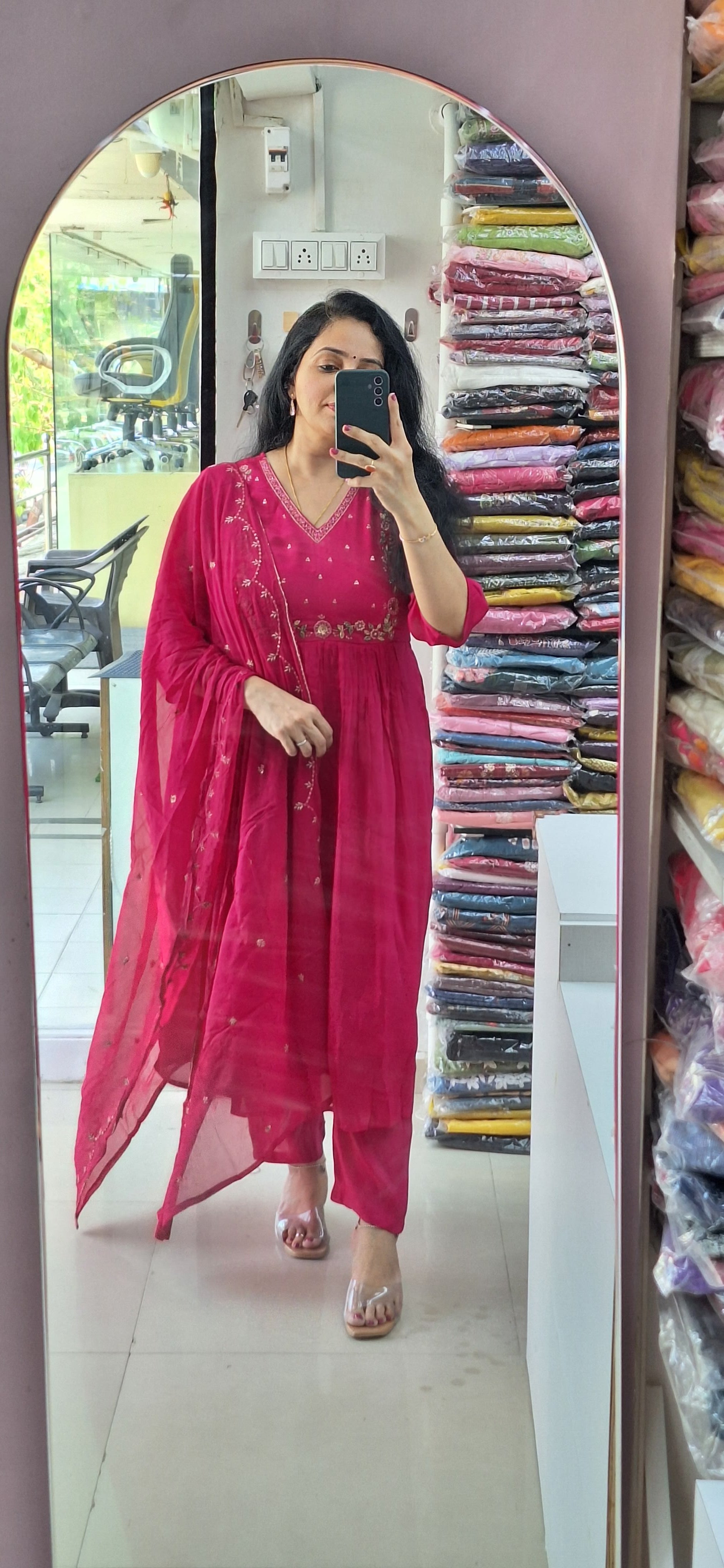 Dupatta Pants Set