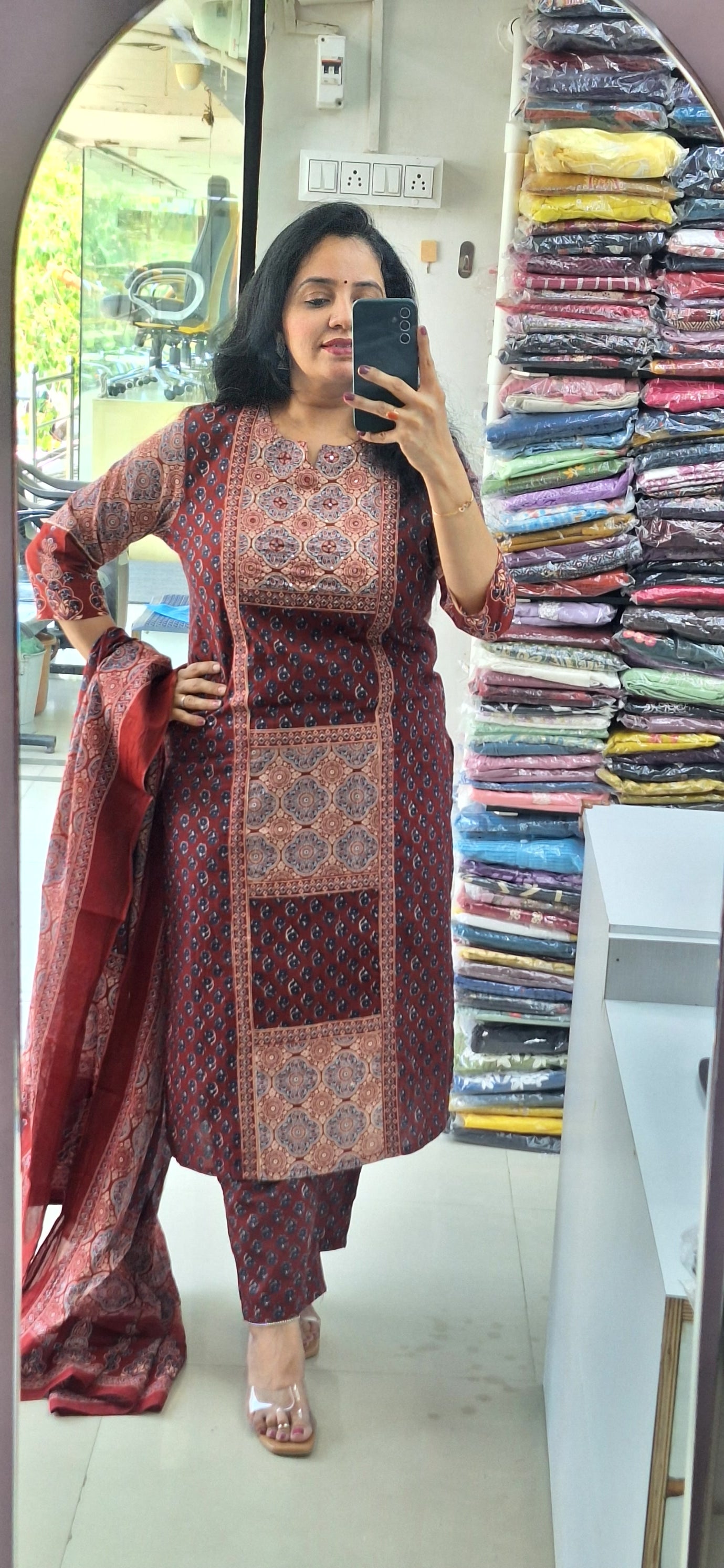 Dupatta Pants Set