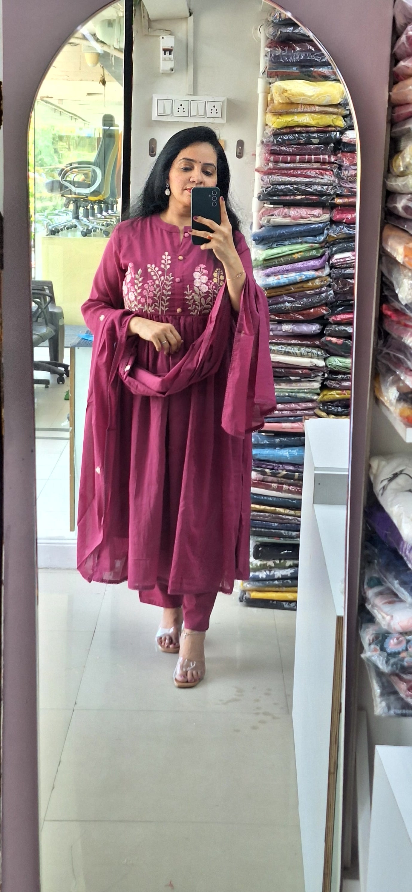 Dupatta Pants Set