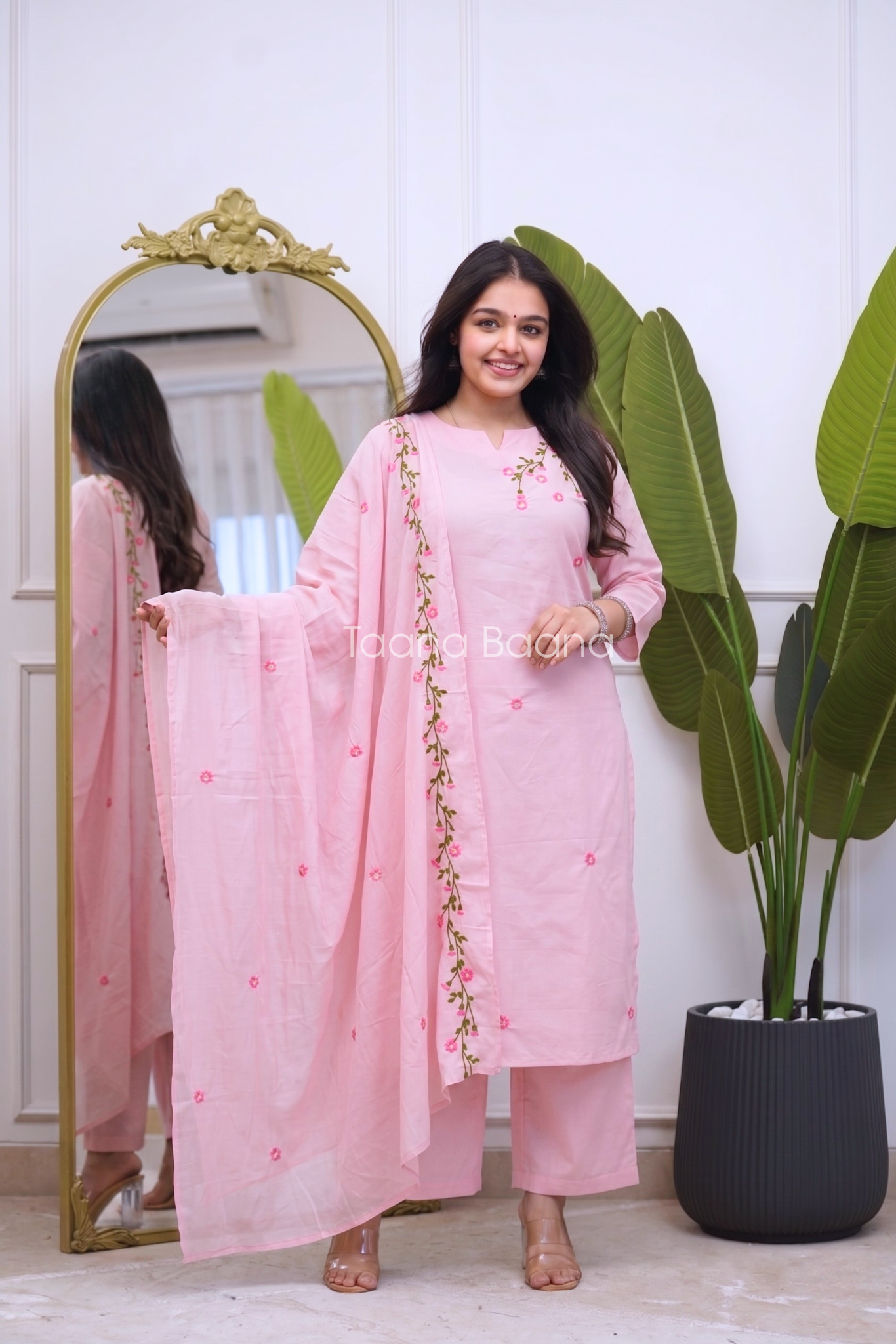 Dupatta Pant Set