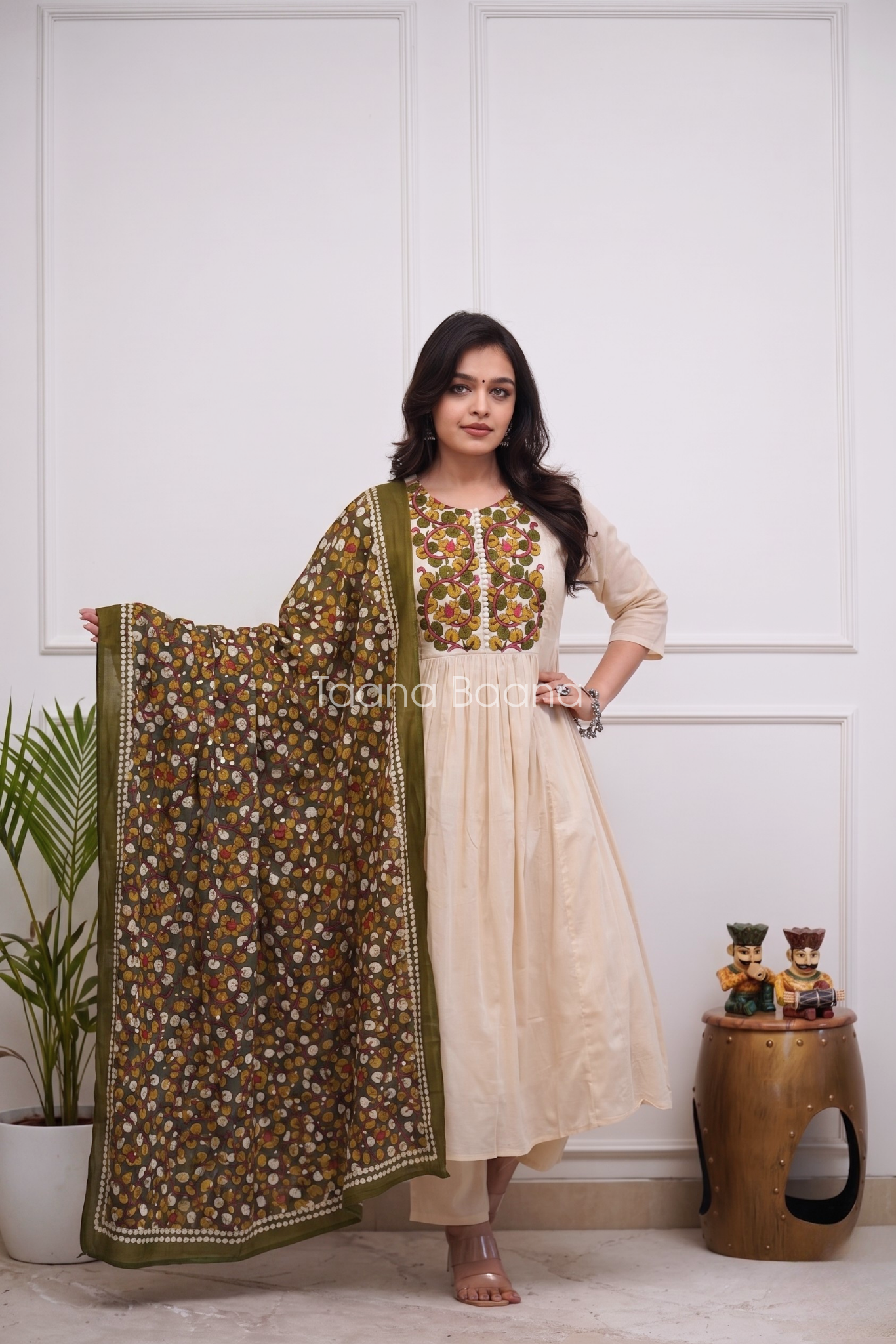 Dupatta Pant Set