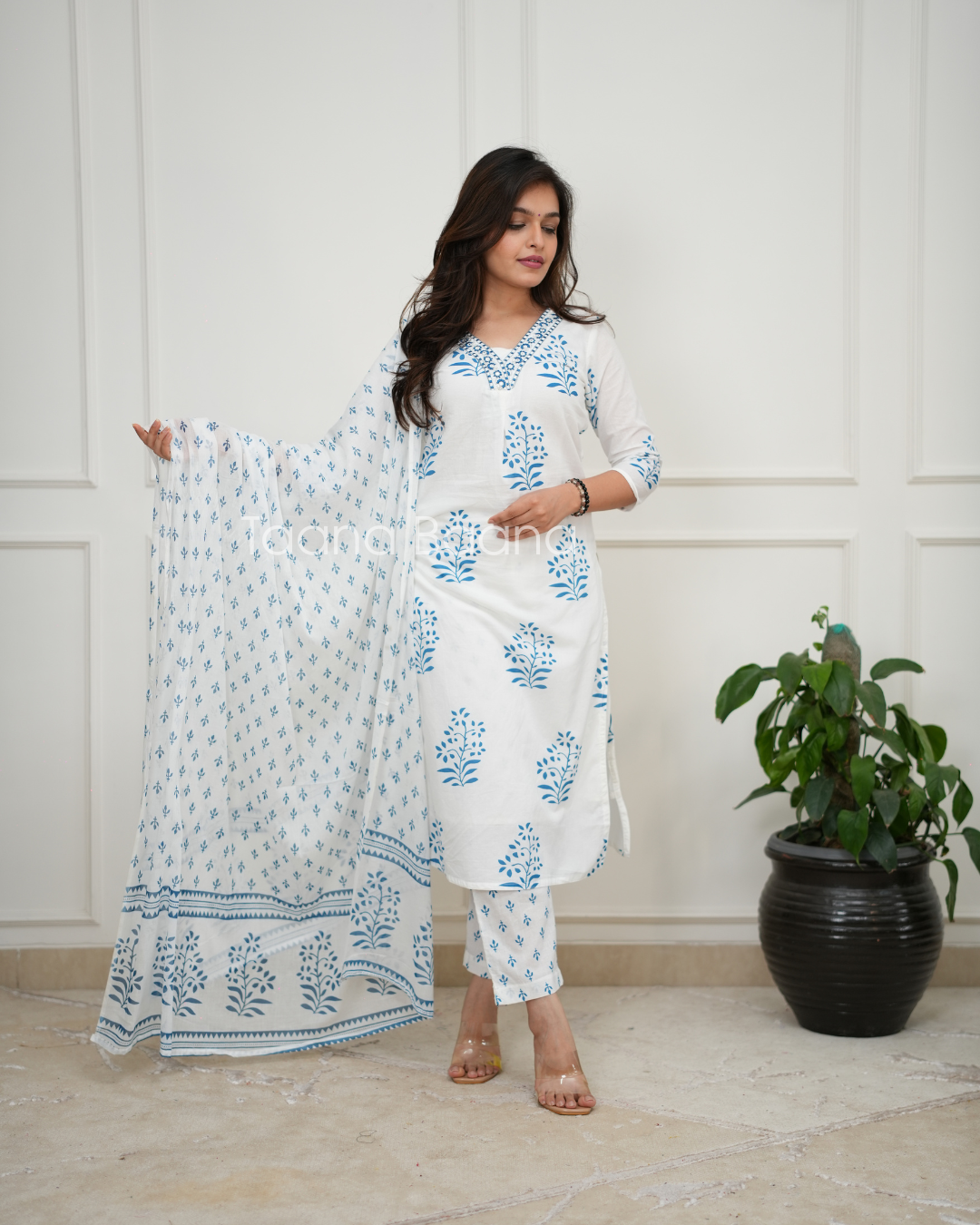 Dupatta Pant Set