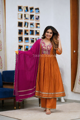 Dupatta Pant Set