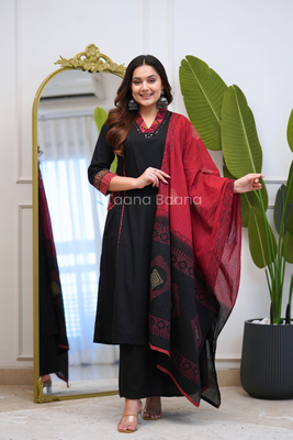 Dupatta Pant Set