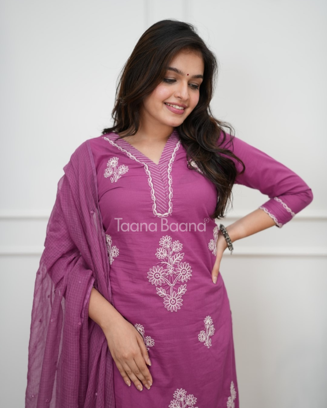 Dupatta Pants Set