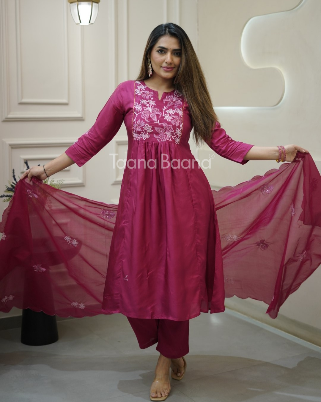 Dupatta Pants Set