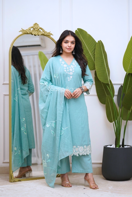 Dupatta Pant Set