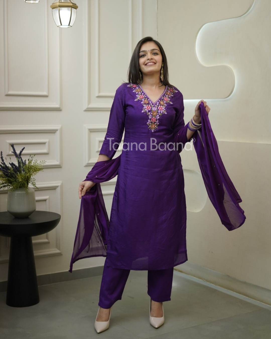 Dupatta Pants Set