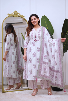 Dupatta Pant Set