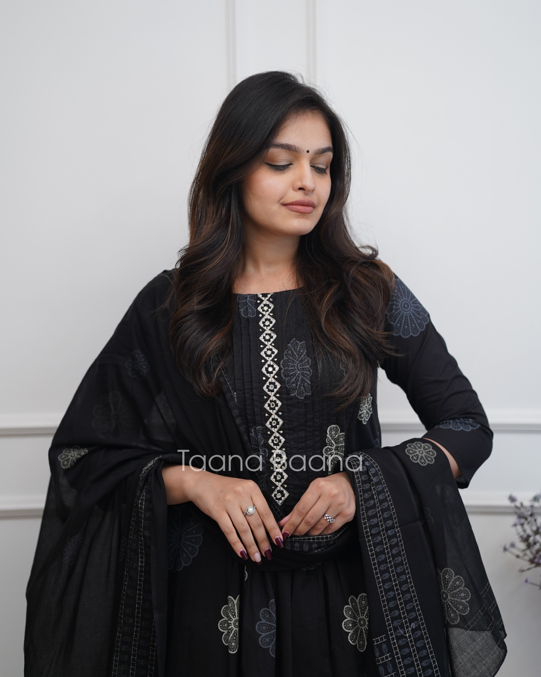 Dupatta Pants Set