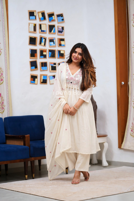 Dupatta Pant Set