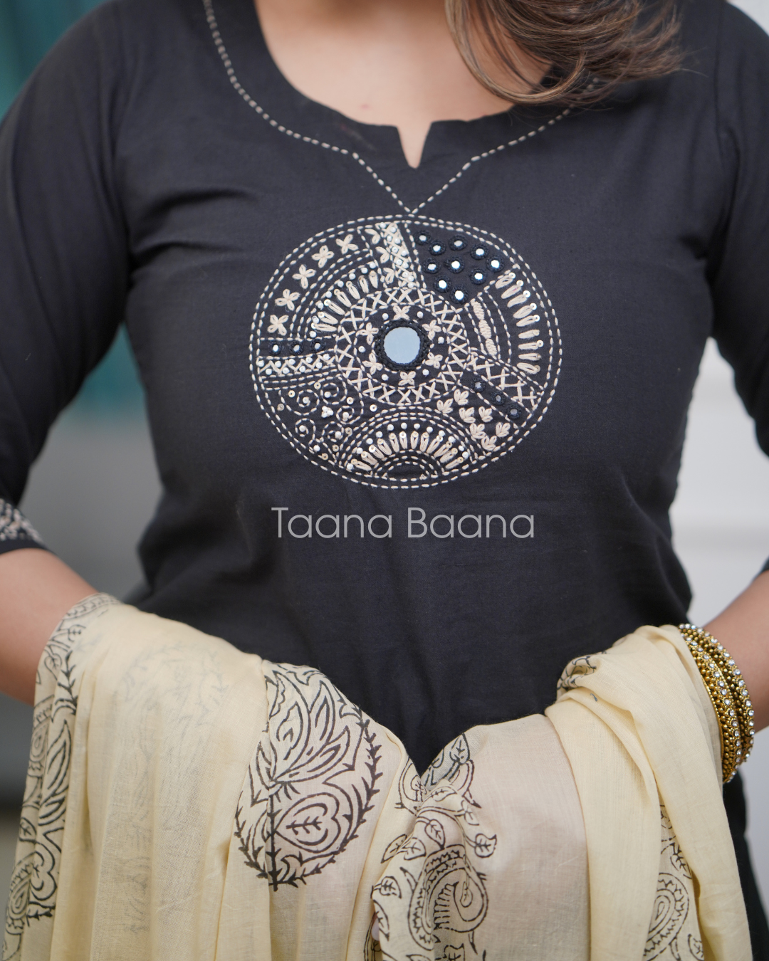 Dupatta Pants Set