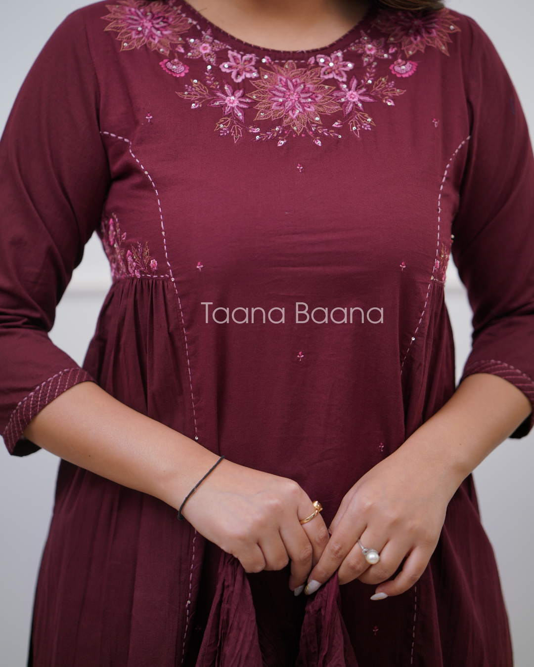 Dupatta Pants Set