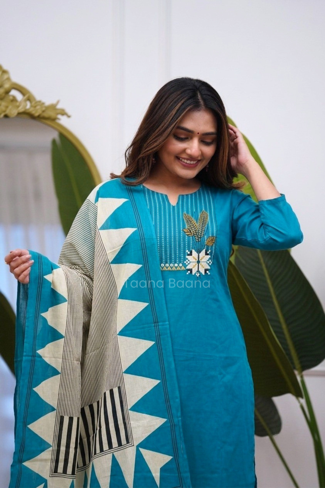 Dupatta Pant Set