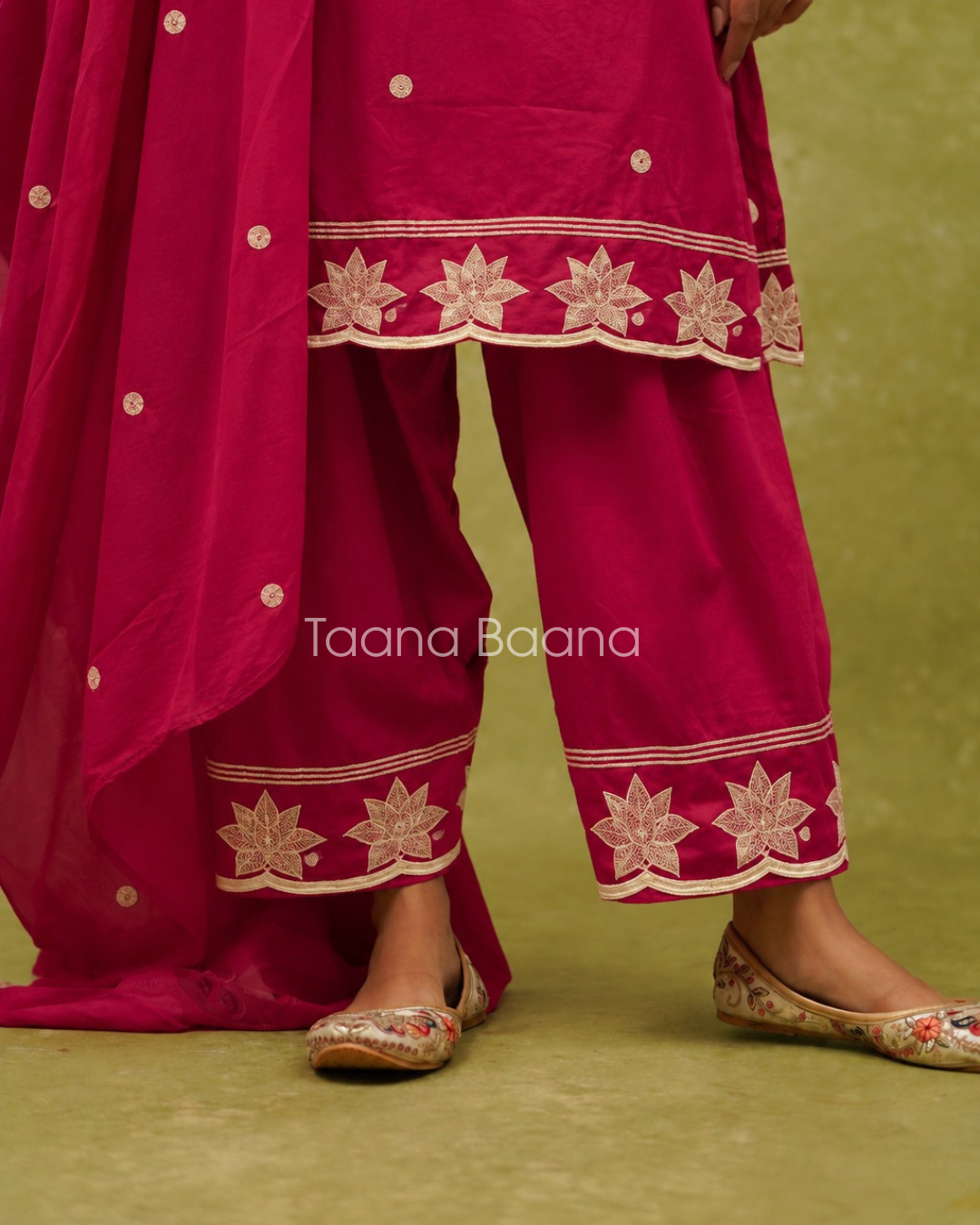 Dupatta Pant Set