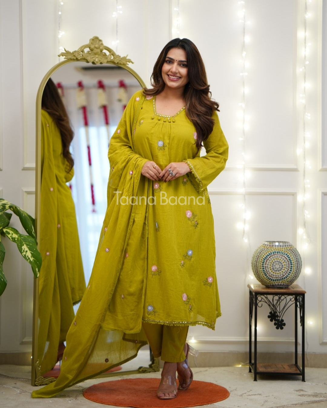 Dupatta Pant Set