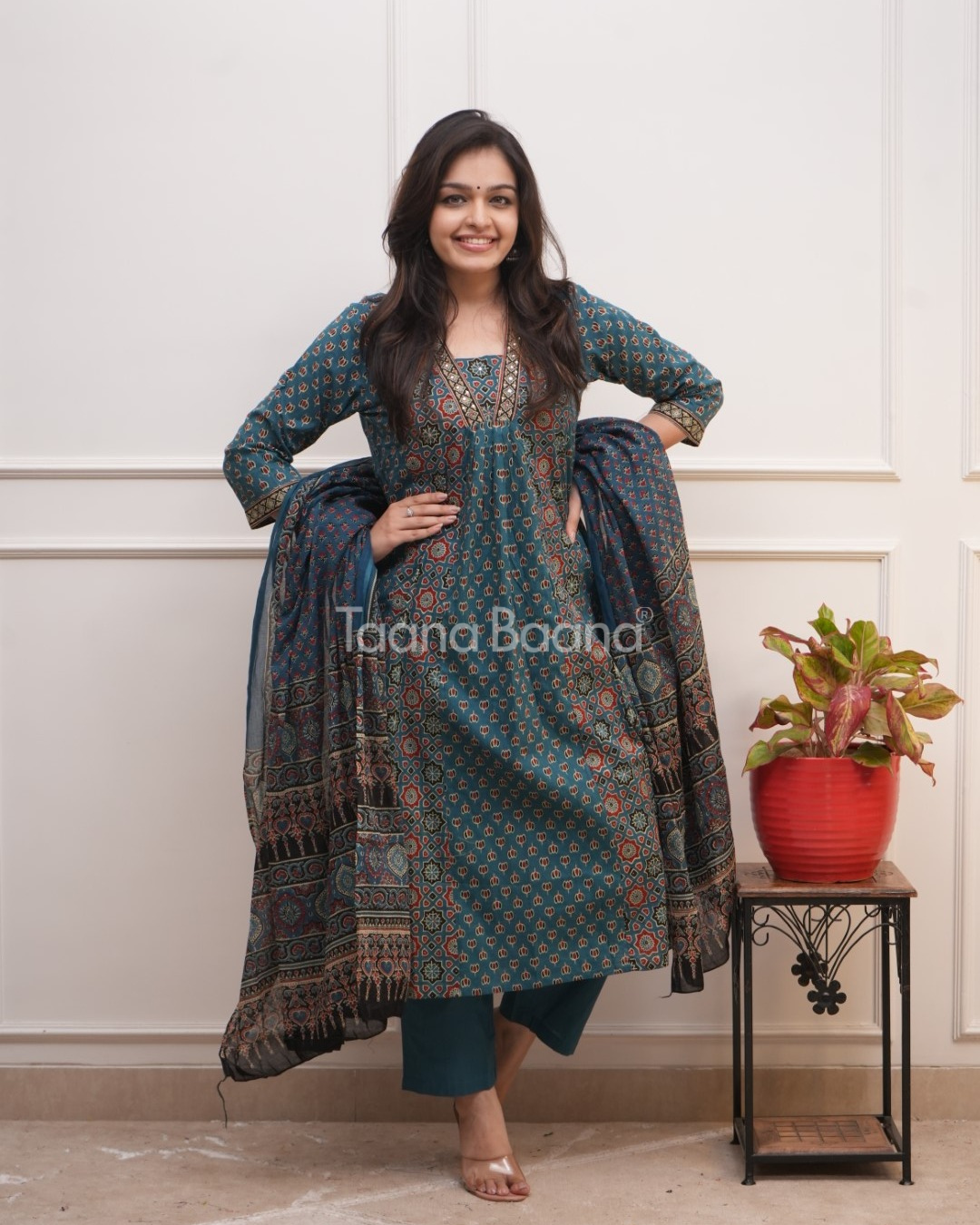 Dupatta Pant Set