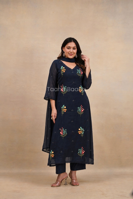 Dupatta Pant Set
