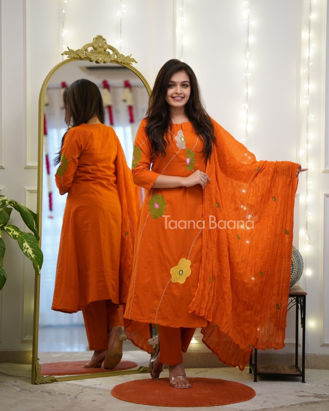 Dupatta Pants Set