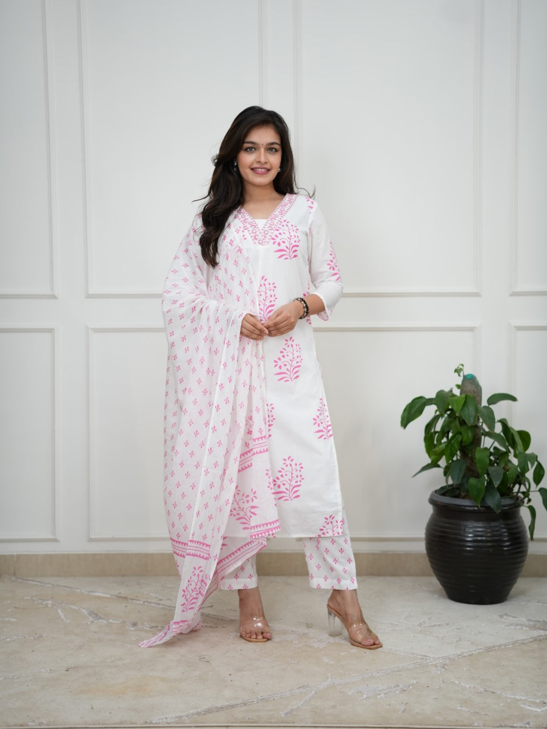 Dupatta Pants Set