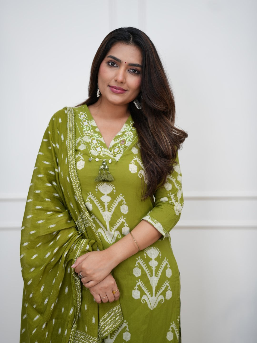 Dupatta Pants Set