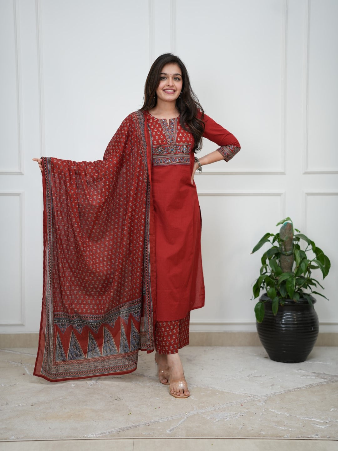 Dupatta Pants Set
