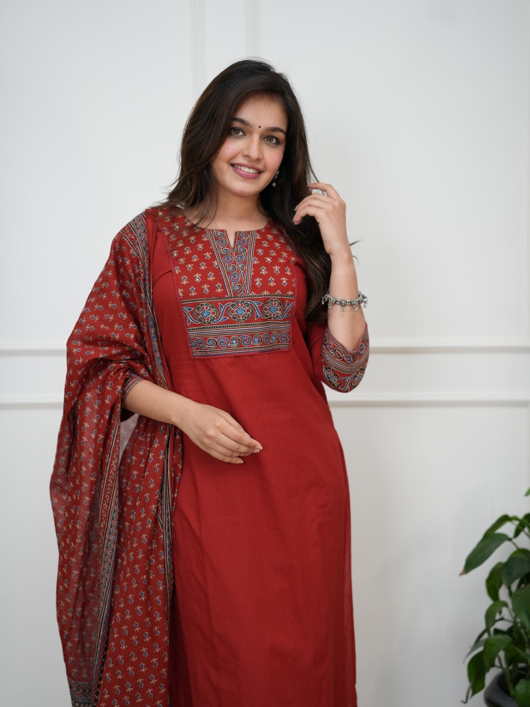 Dupatta Pants Set