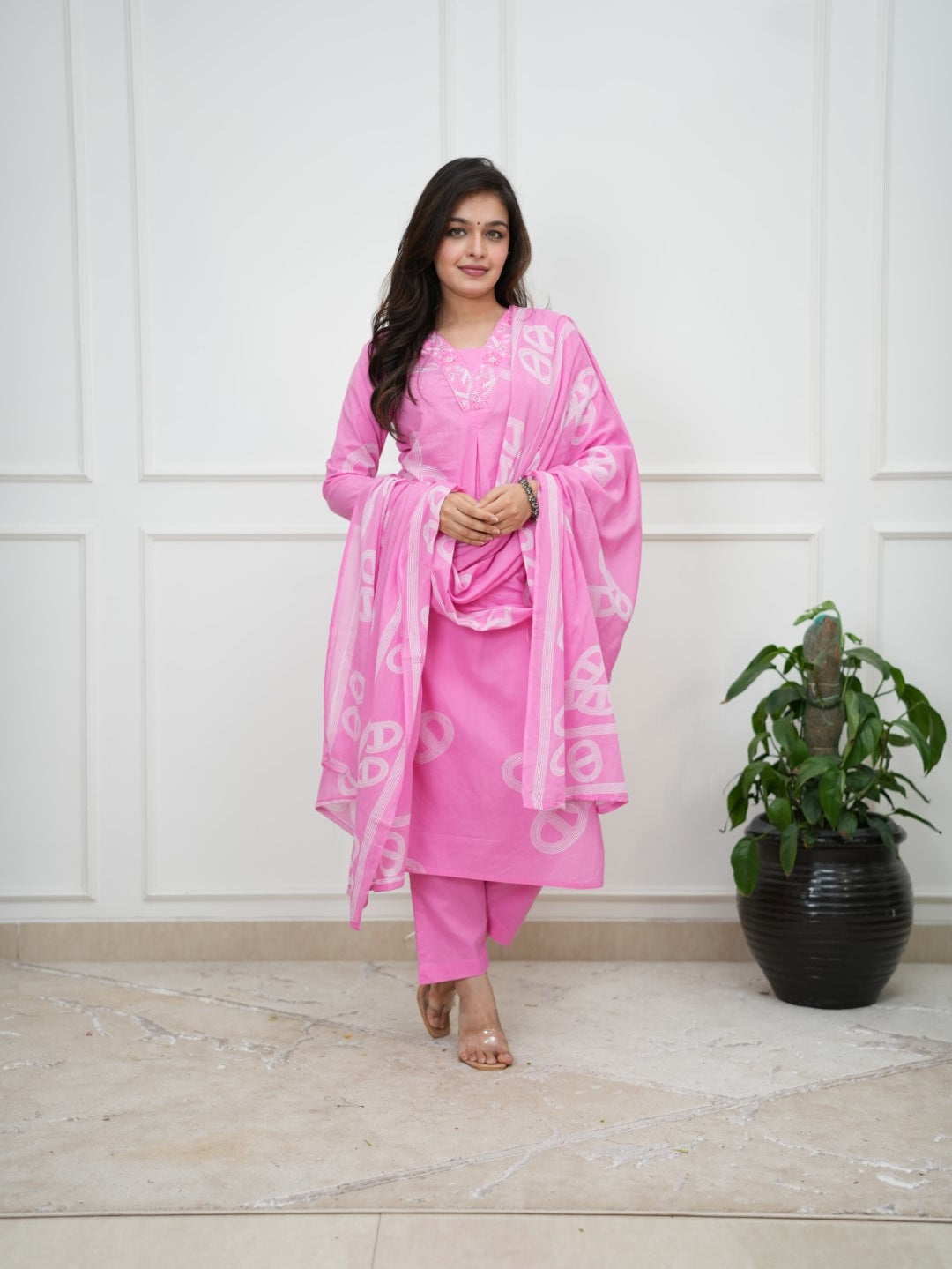 Dupatta Pants Set