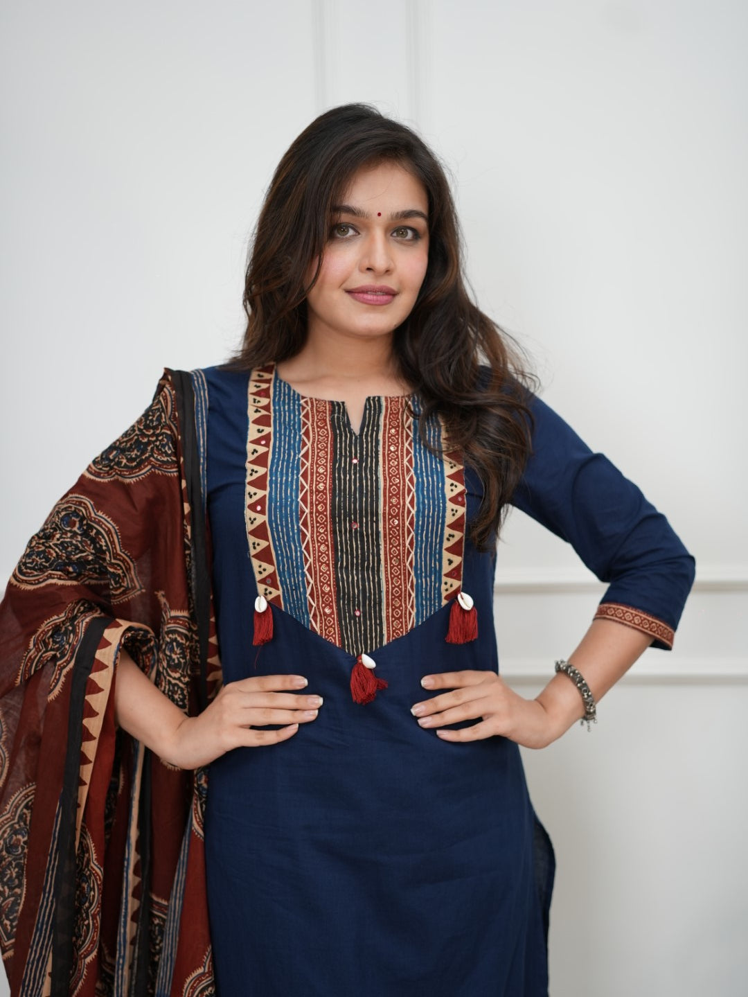 Dupatta Pants Set