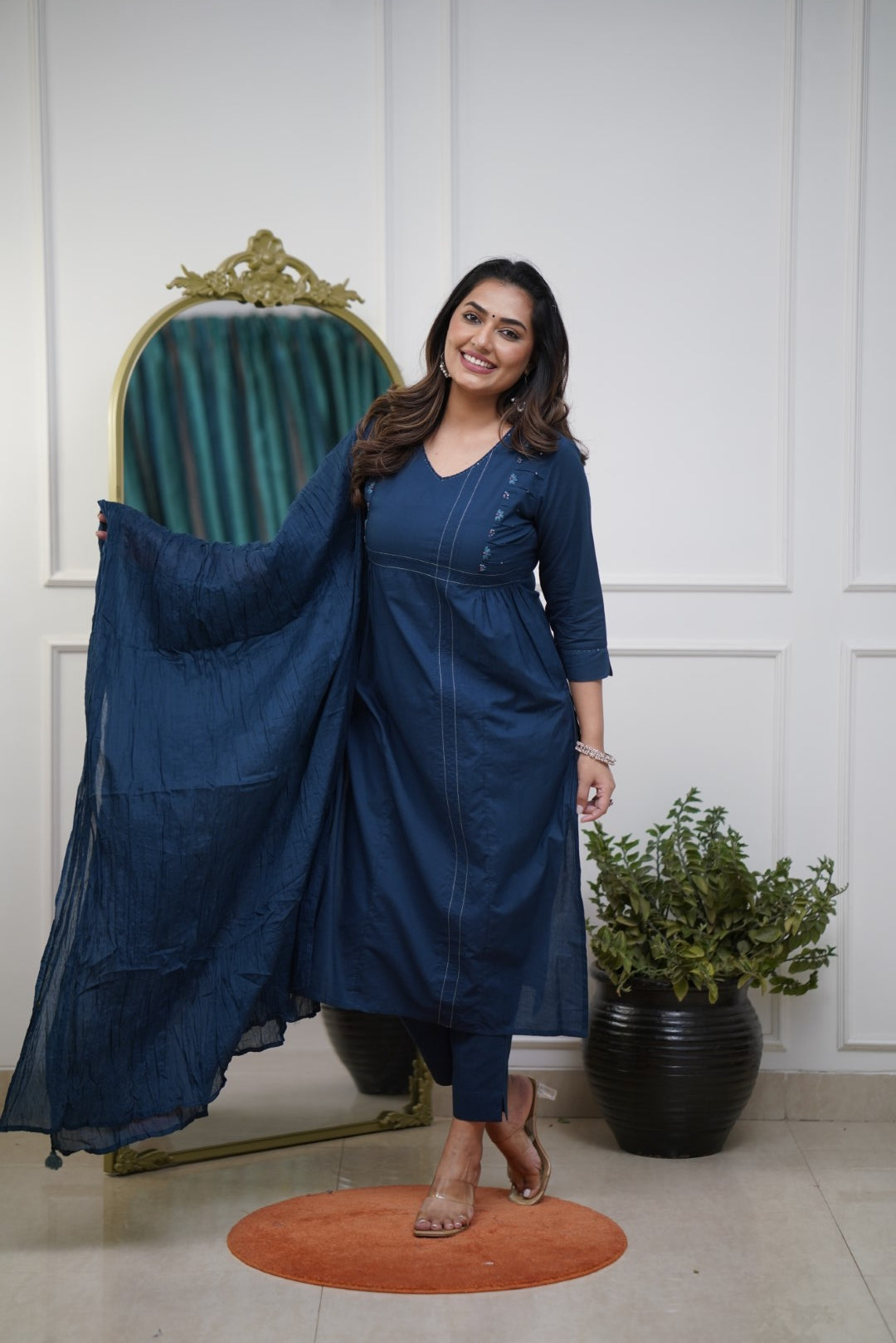 Dupatta Pants Set