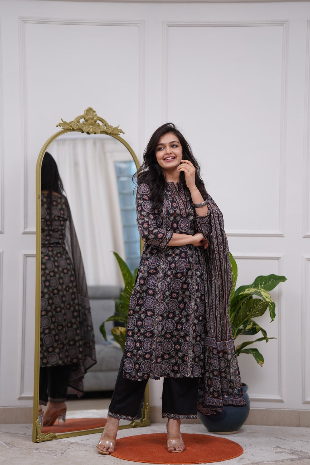 Dupatta Pant Set
