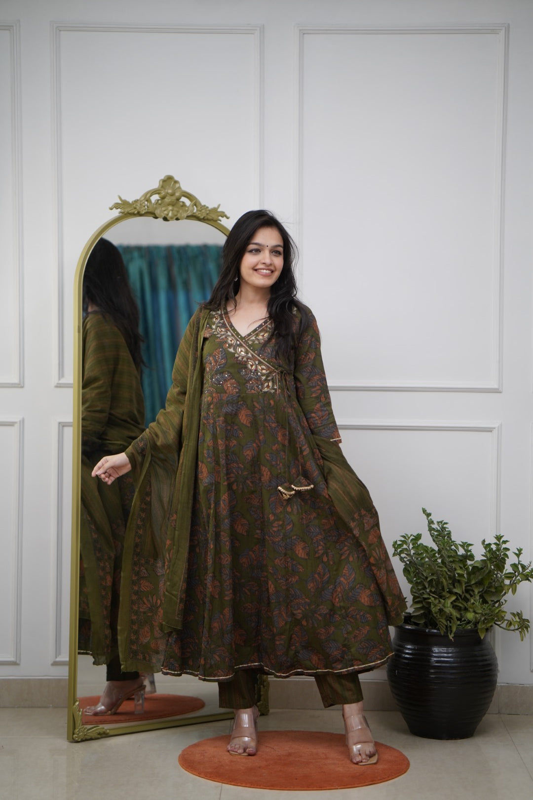 Dupatta Pants Set