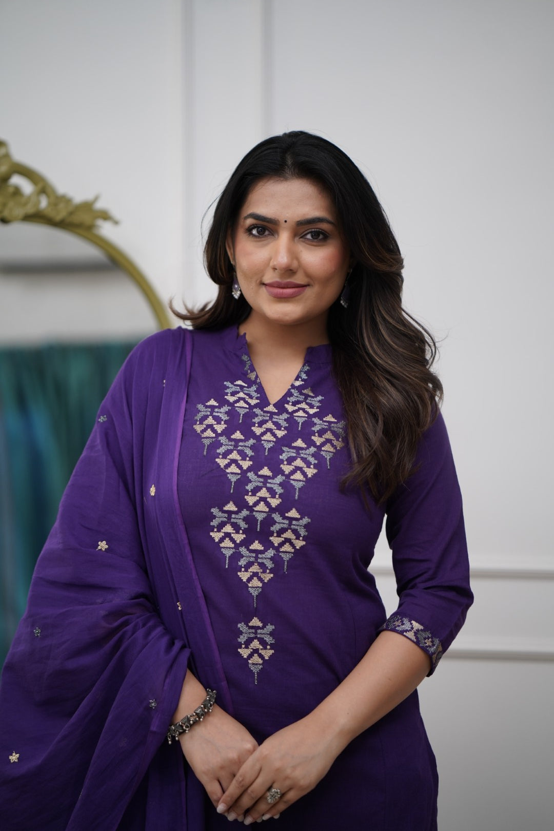 Dupatta Pants Set