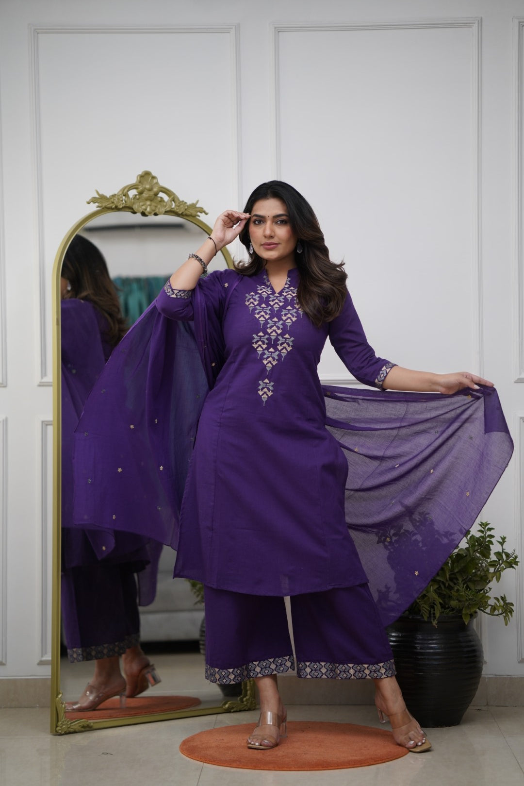 Dupatta Pants Set