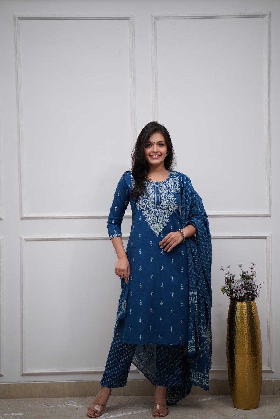 Dupatta Pants Set