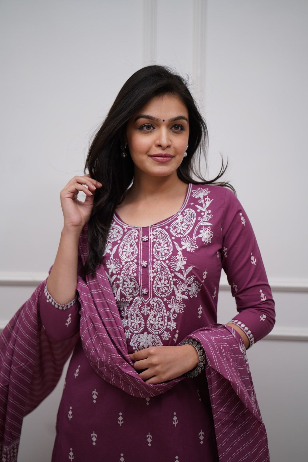 Dupatta Pants Set