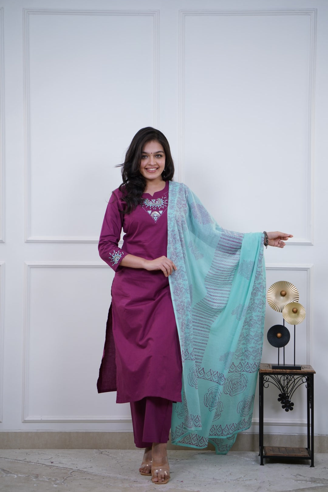 Dupatta Pants Set