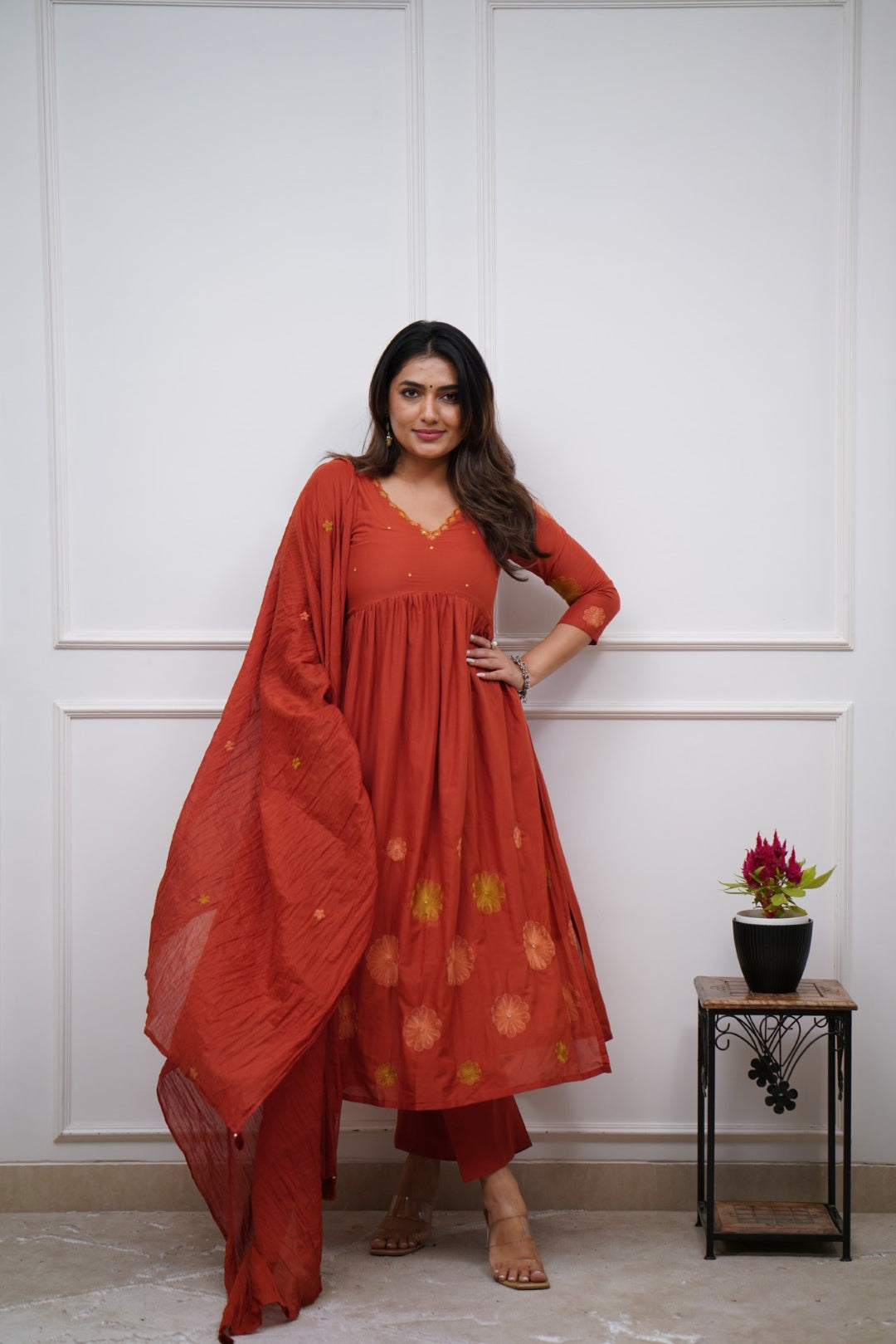 Dupatta Pants Set