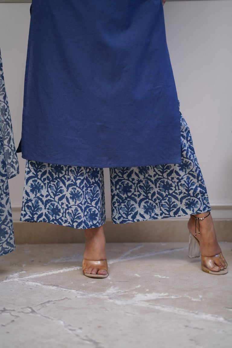 Dupatta Pants Set