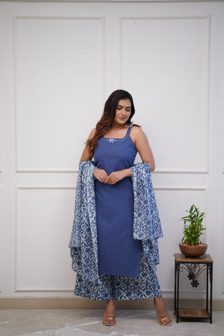 Dupatta Pants Set
