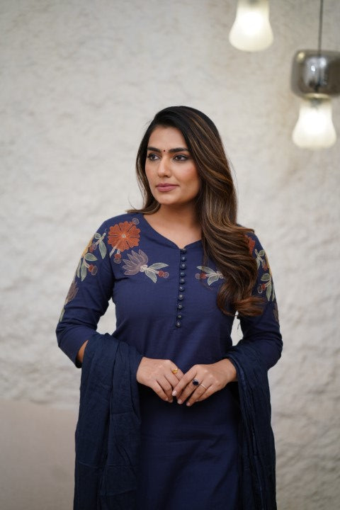 Dupatta Pants Set