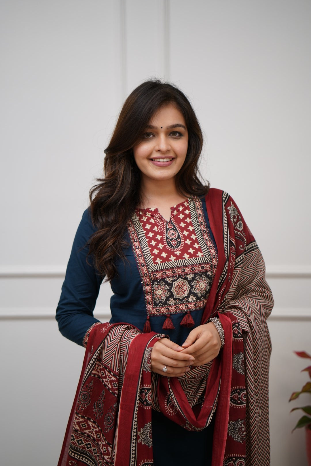 Dupatta Pants Set