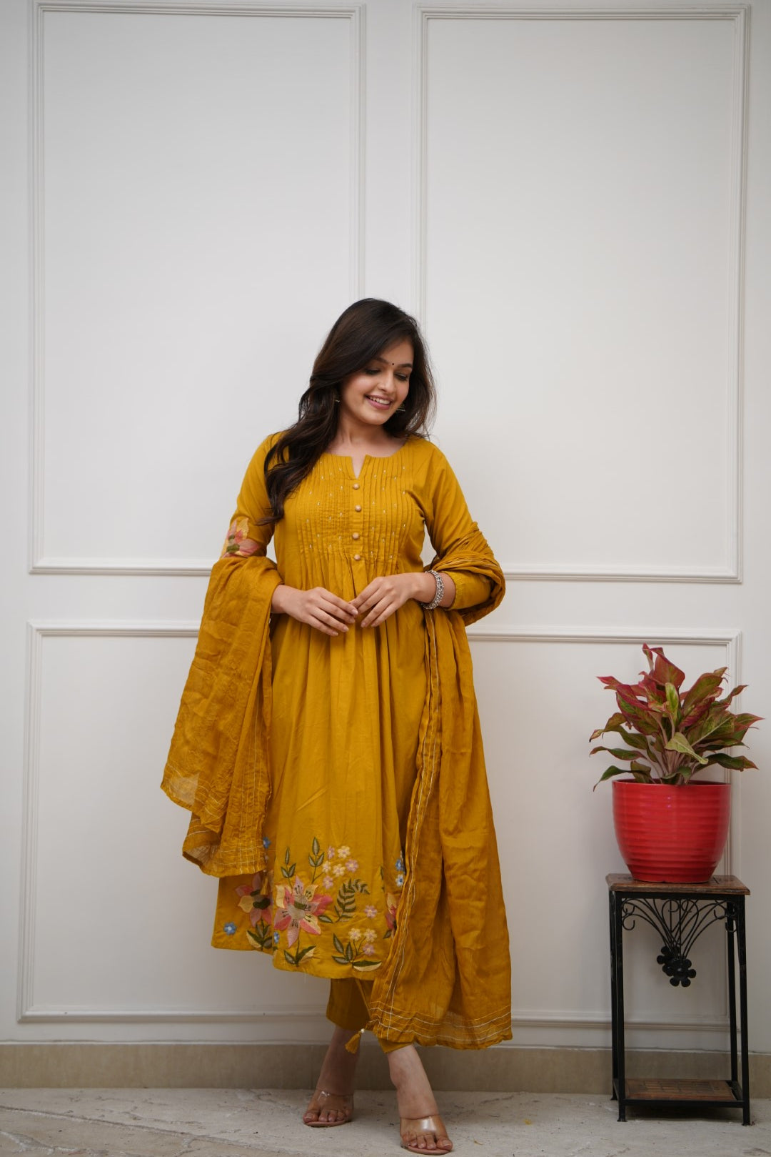 Dupatta Pants Set