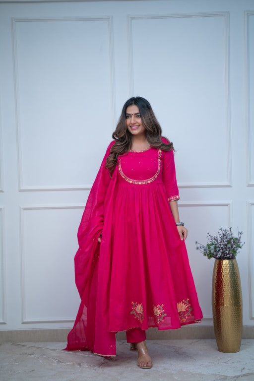 Dupatta Pants Set