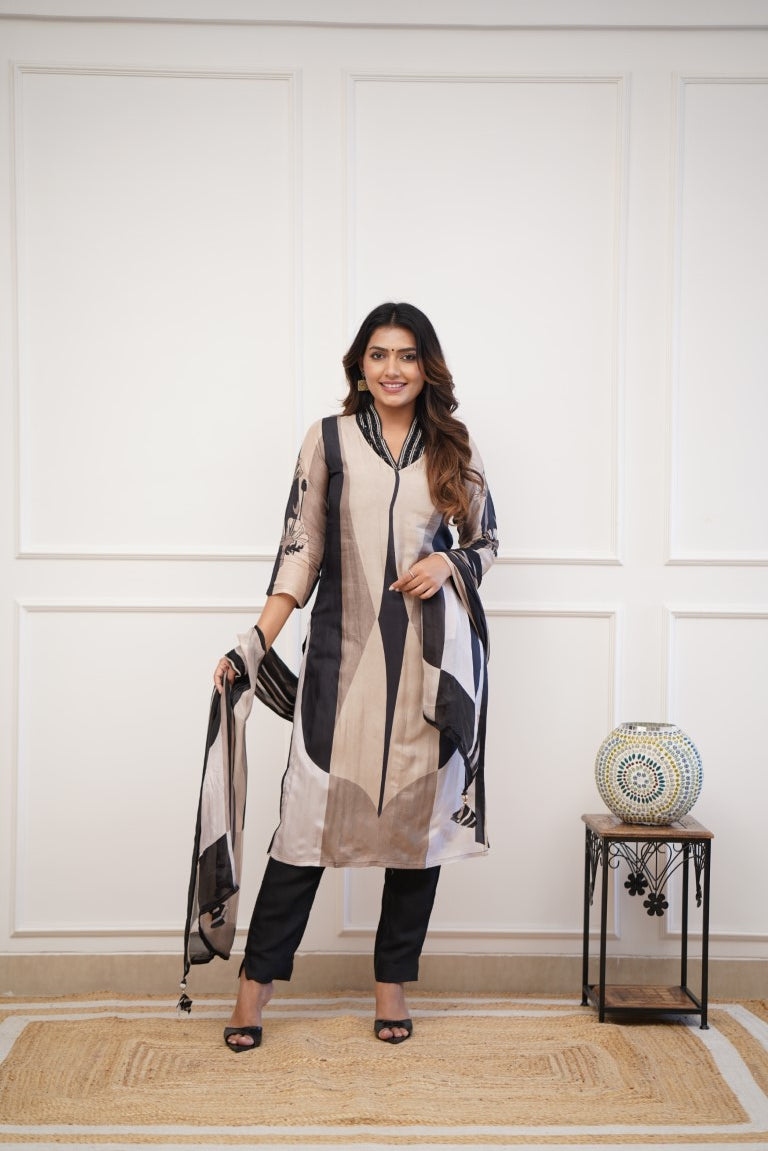 Dupatta Pants Set