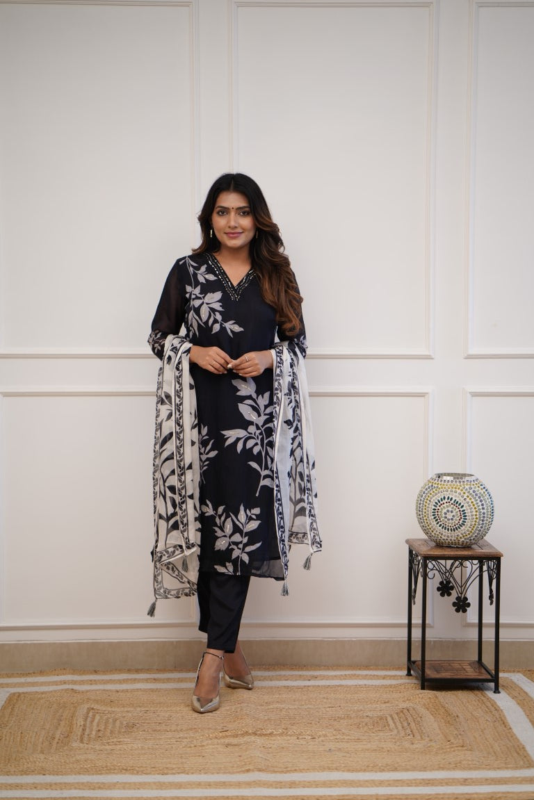 Dupatta Pants Set