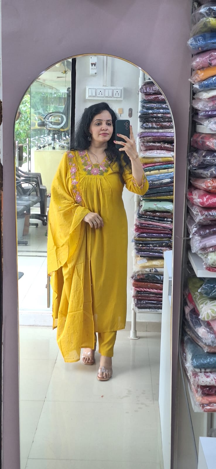 Dupatta Pants Set